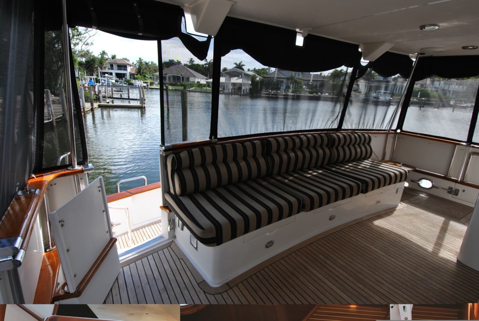 2002 Grand Alaskan Raised Pilothouse - Photo 6