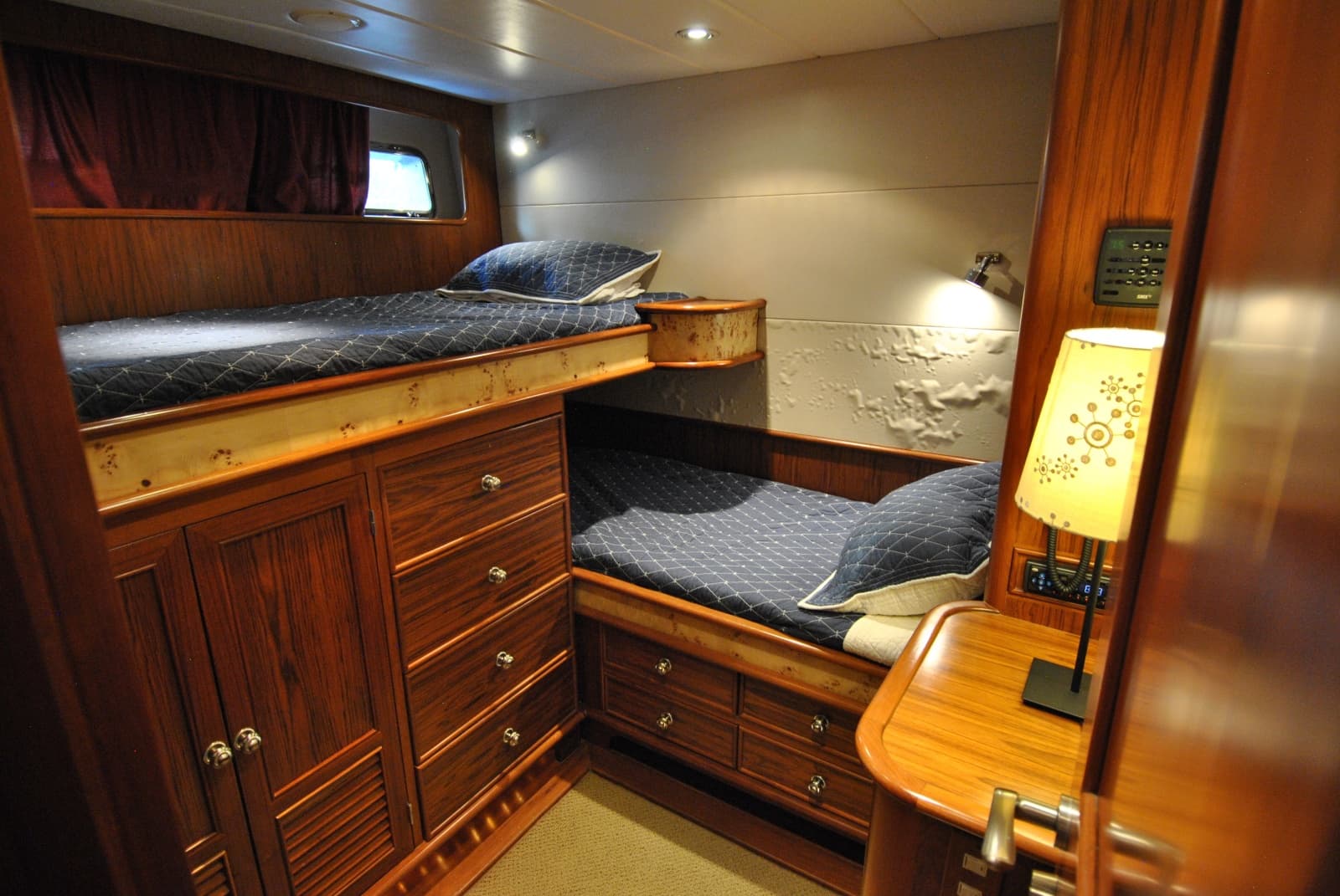 2002 Grand Alaskan Raised Pilothouse - Photo 33