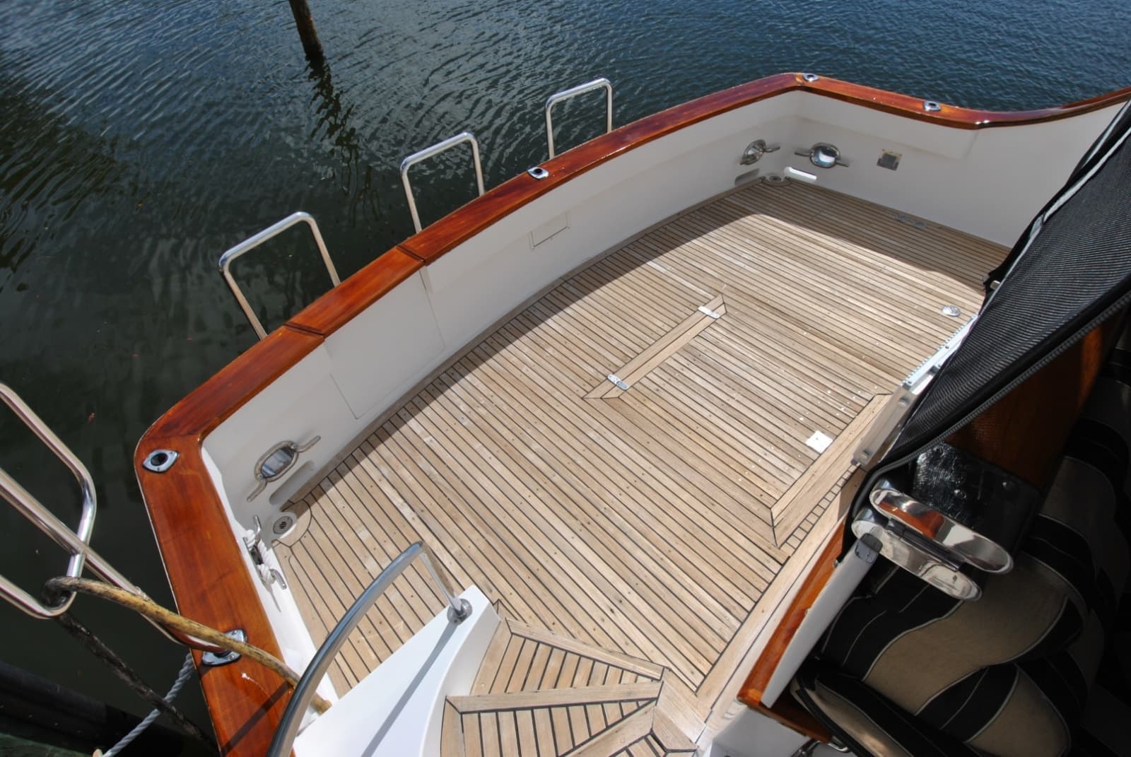 2002 Grand Alaskan Raised Pilothouse - Photo 5