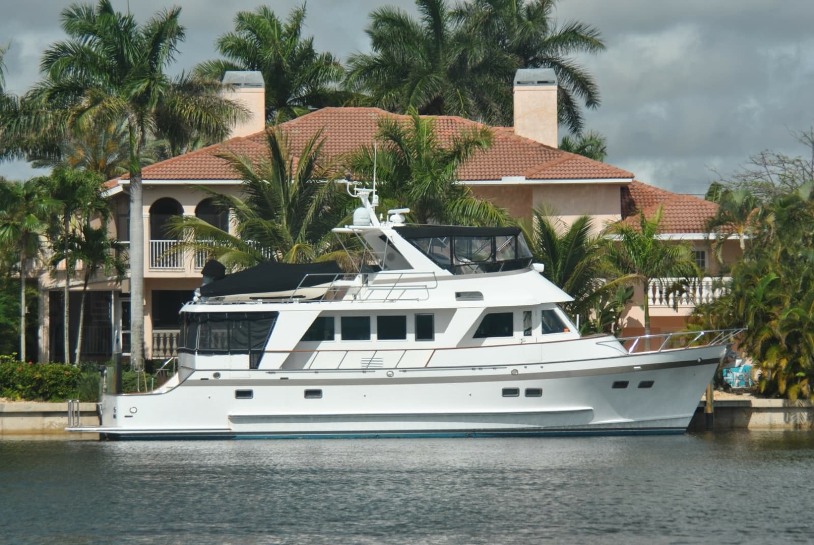 2002 Grand Alaskan Raised Pilothouse - Photo 1