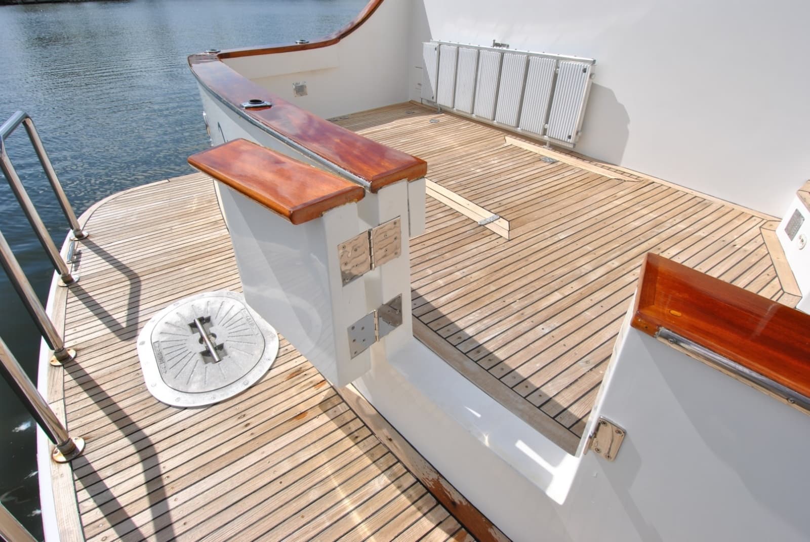 2002 Grand Alaskan Raised Pilothouse - Photo 4