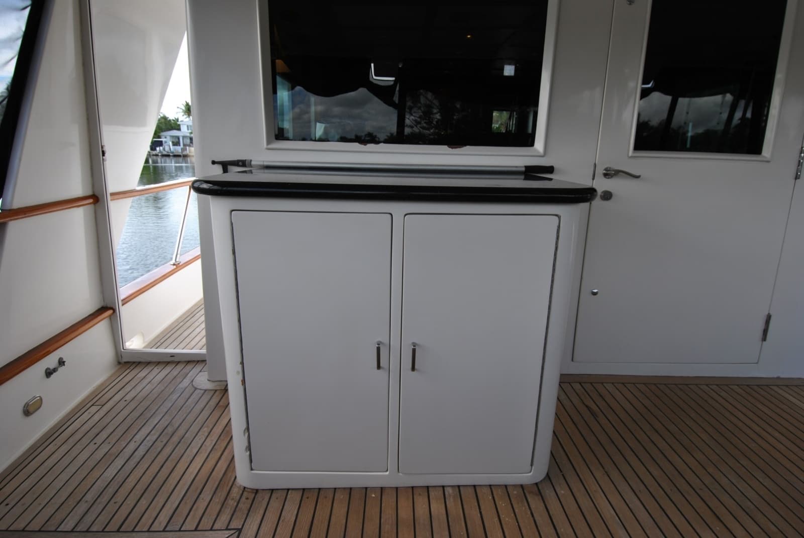 2002 Grand Alaskan Raised Pilothouse - Photo 9