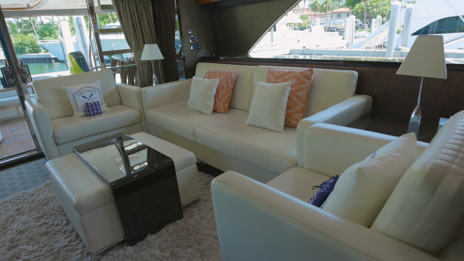 2014 Fairline Squadron - Photo 16