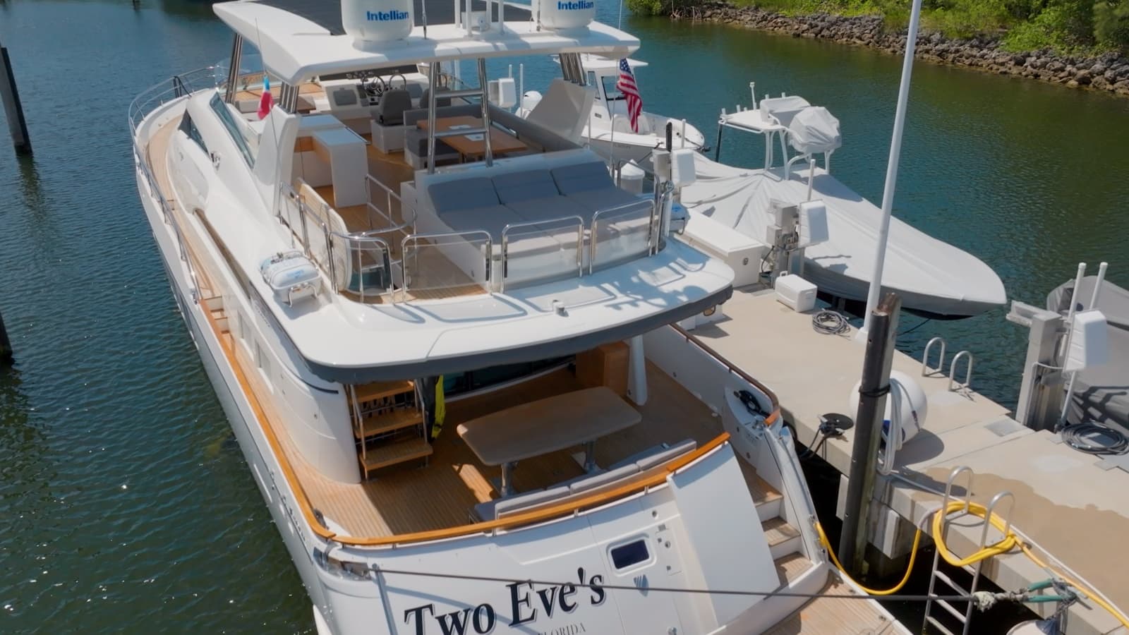 2014 Fairline Squadron - Photo 14