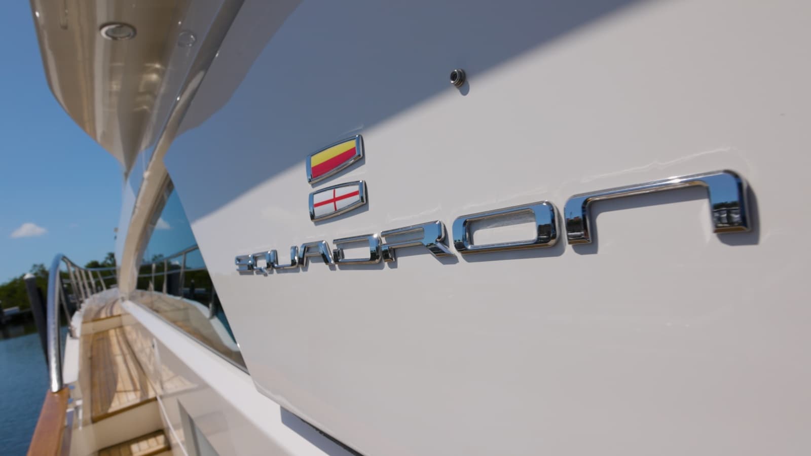 2014 Fairline Squadron - Photo 23