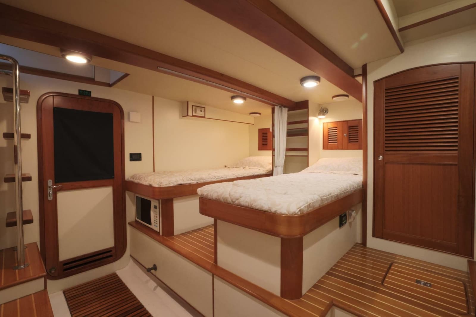 2010 Marlow Explorer 72E-CB - Photo 40