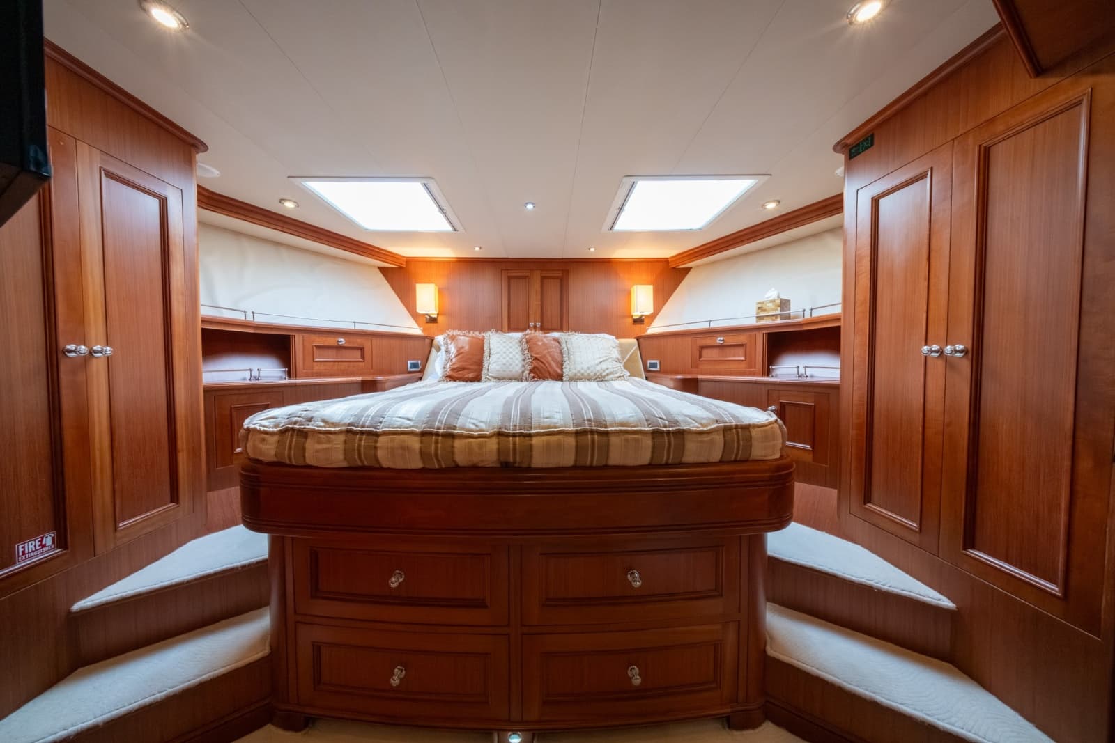 2010 Marlow Explorer 72E-CB - Photo 33