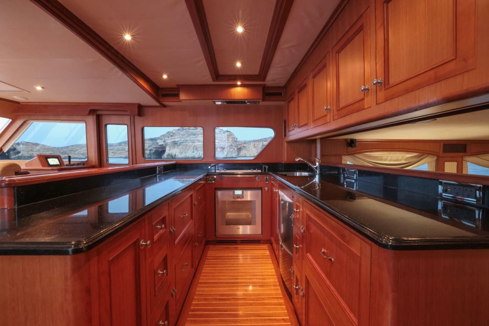 2010 Marlow Explorer 72E-CB - Photo 16