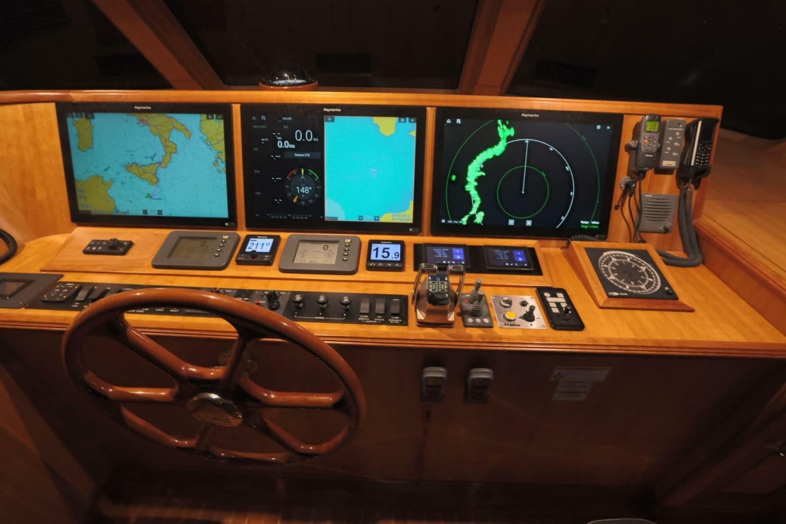 2010 Marlow Explorer 72E-CB - Photo 20