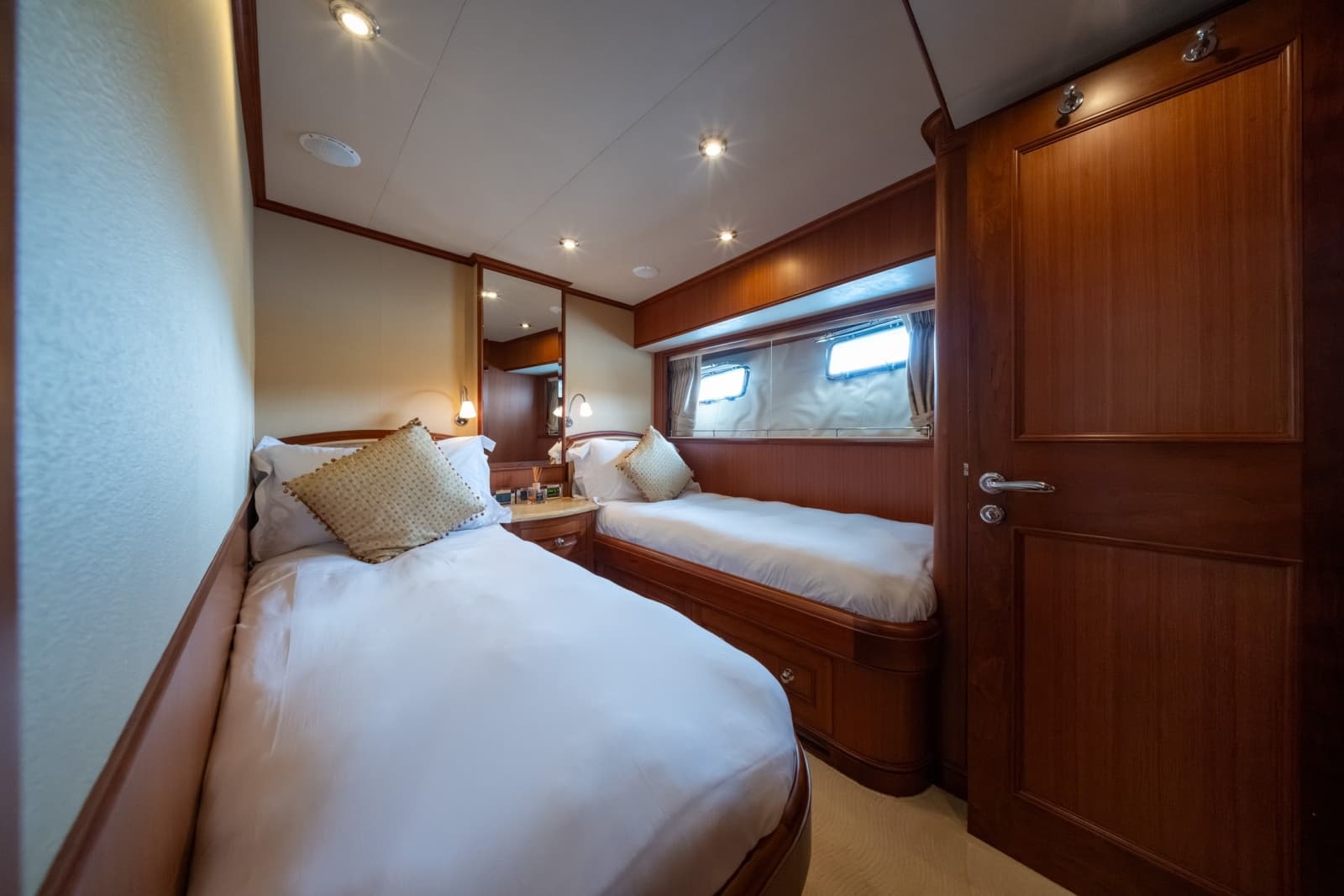 2010 Marlow Explorer 72E-CB - Photo 37
