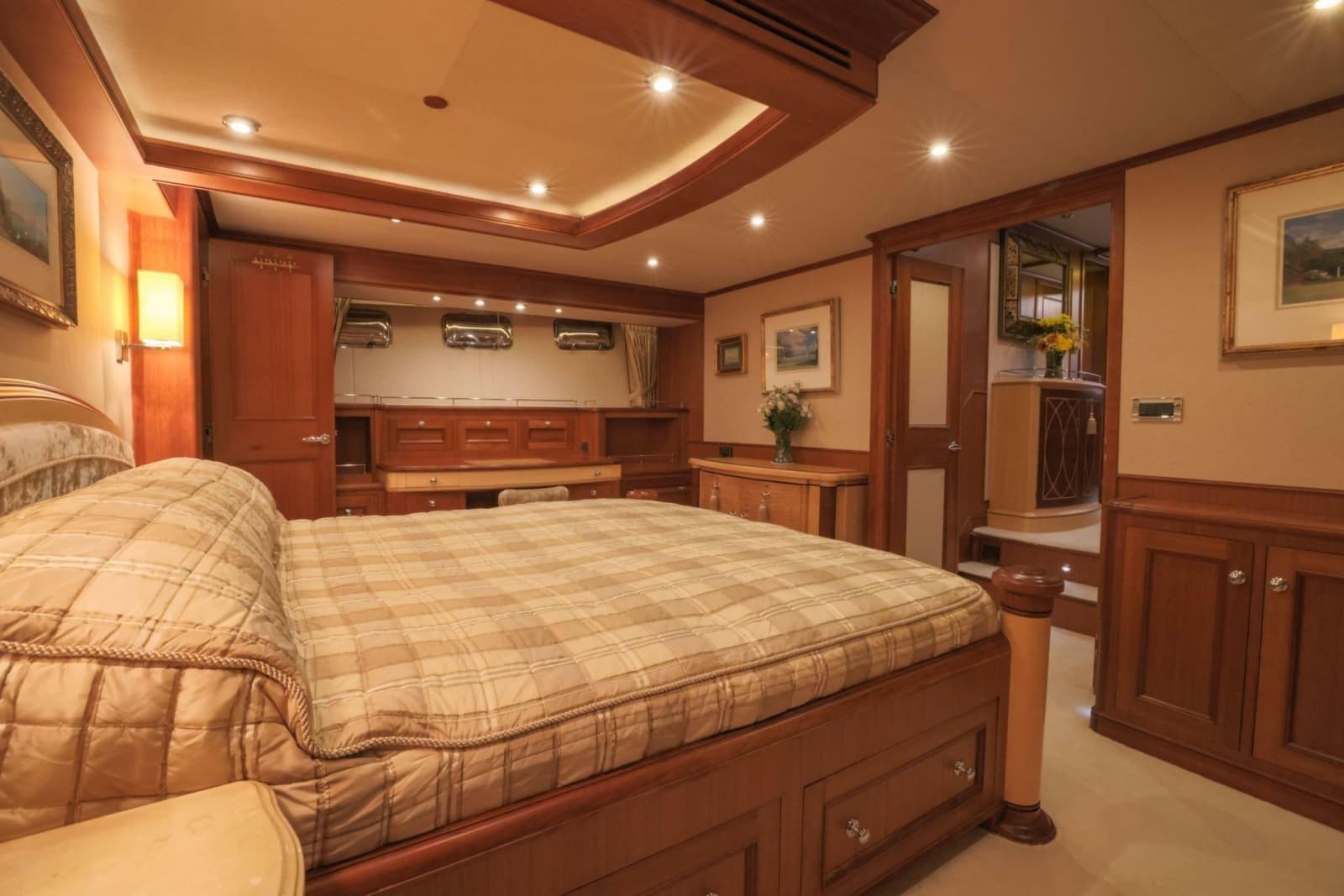 2010 Marlow Explorer 72E-CB - Photo 24