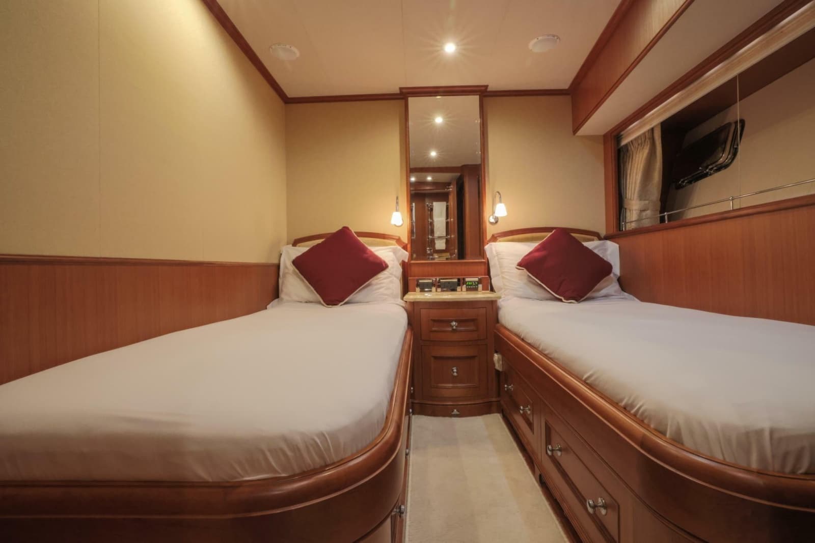 2010 Marlow Explorer 72E-CB - Photo 37