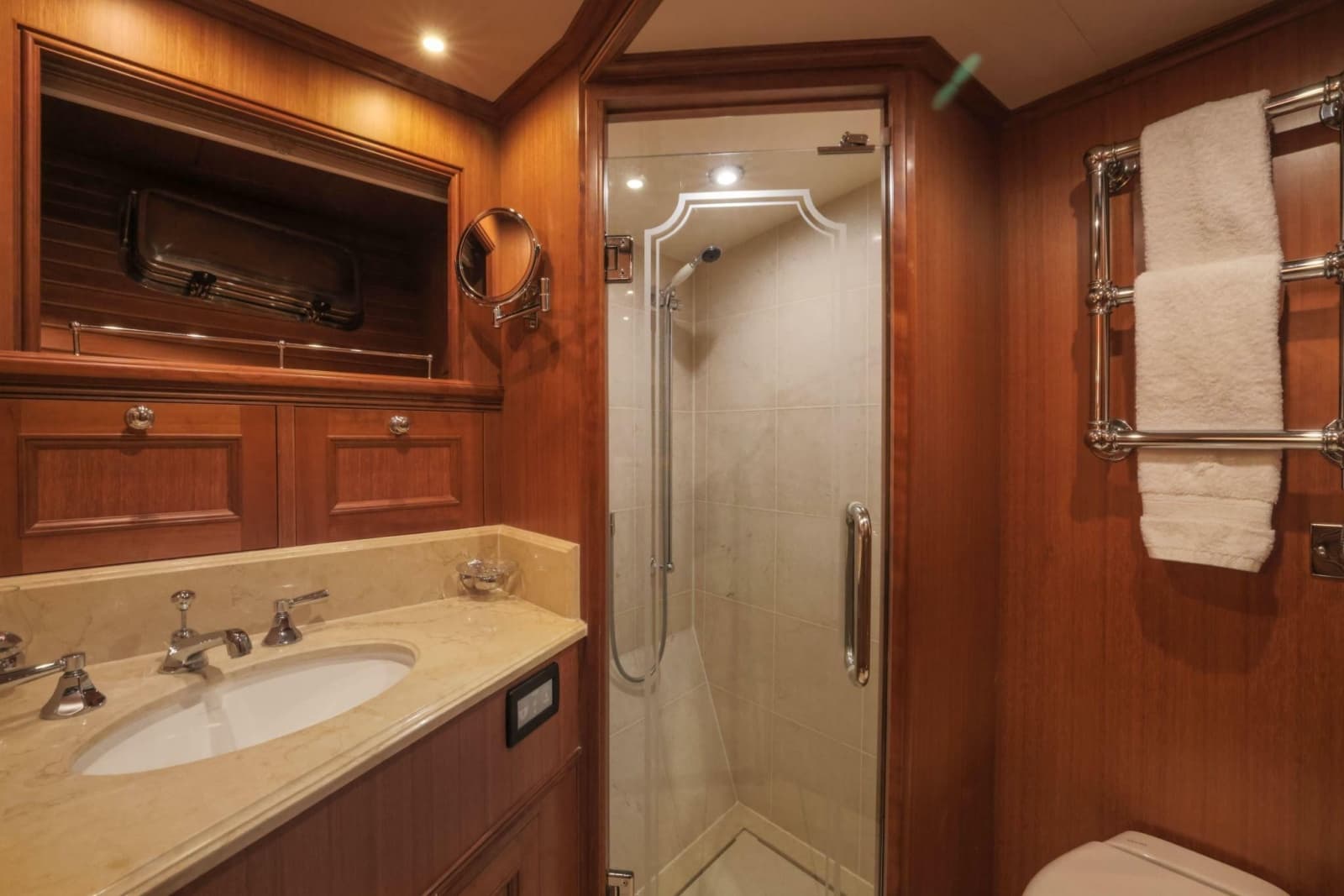 2010 Marlow Explorer 72E-CB - Photo 35