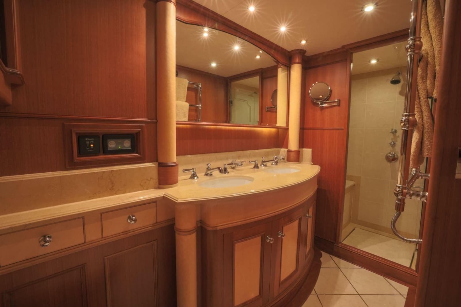 2010 Marlow Explorer 72E-CB - Photo 29
