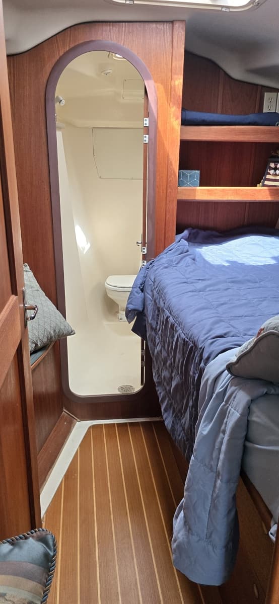 1998 Hunter 410 - Photo 46