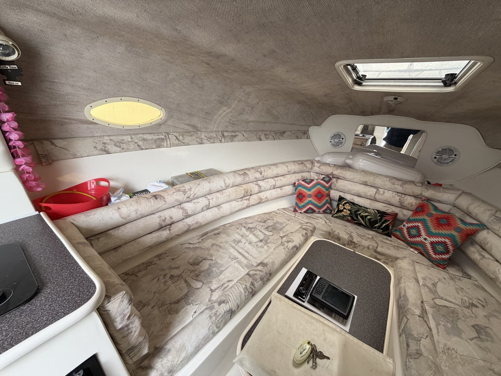 1998 Rinker 266 Fiesta Vee - Photo 49