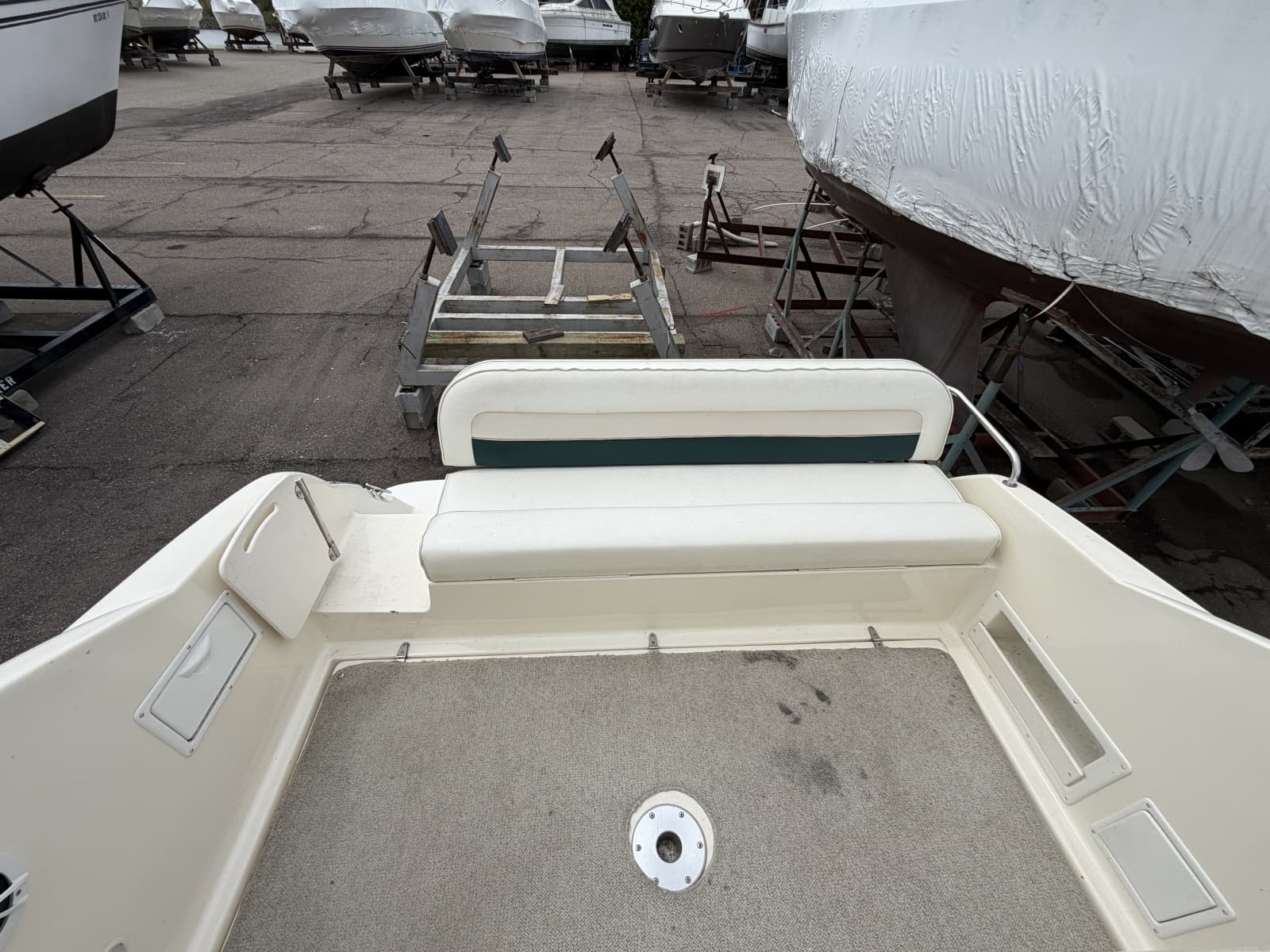 1998 Rinker 266 Fiesta Vee - Photo 26