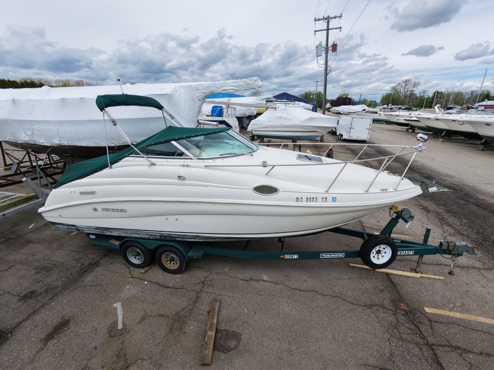 1998 Rinker 266 Fiesta Vee - Photo 1