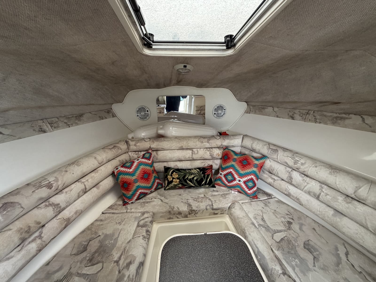 1998 Rinker 266 Fiesta Vee - Photo 50