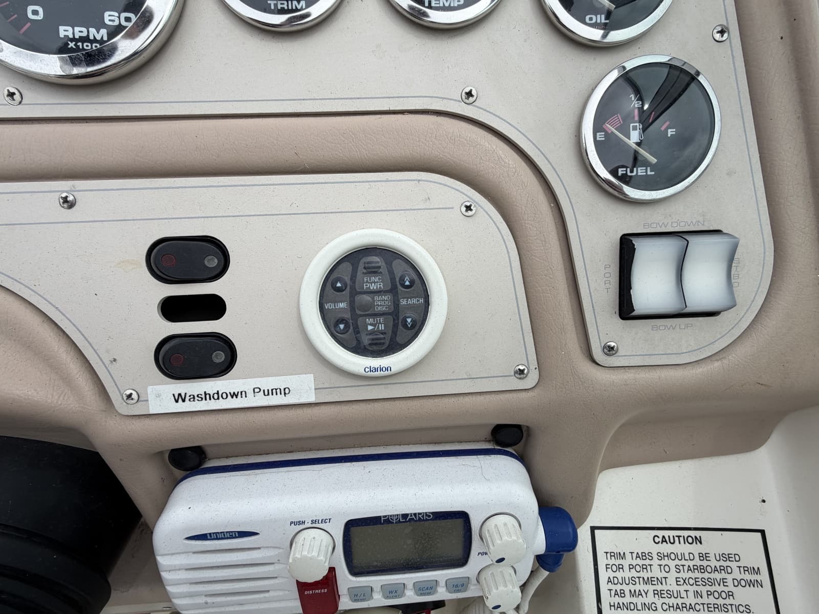 1998 Rinker 266 Fiesta Vee - Photo 40