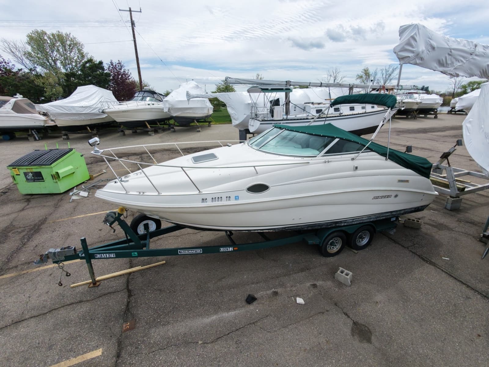 1998 Rinker 266 Fiesta Vee - Photo 11