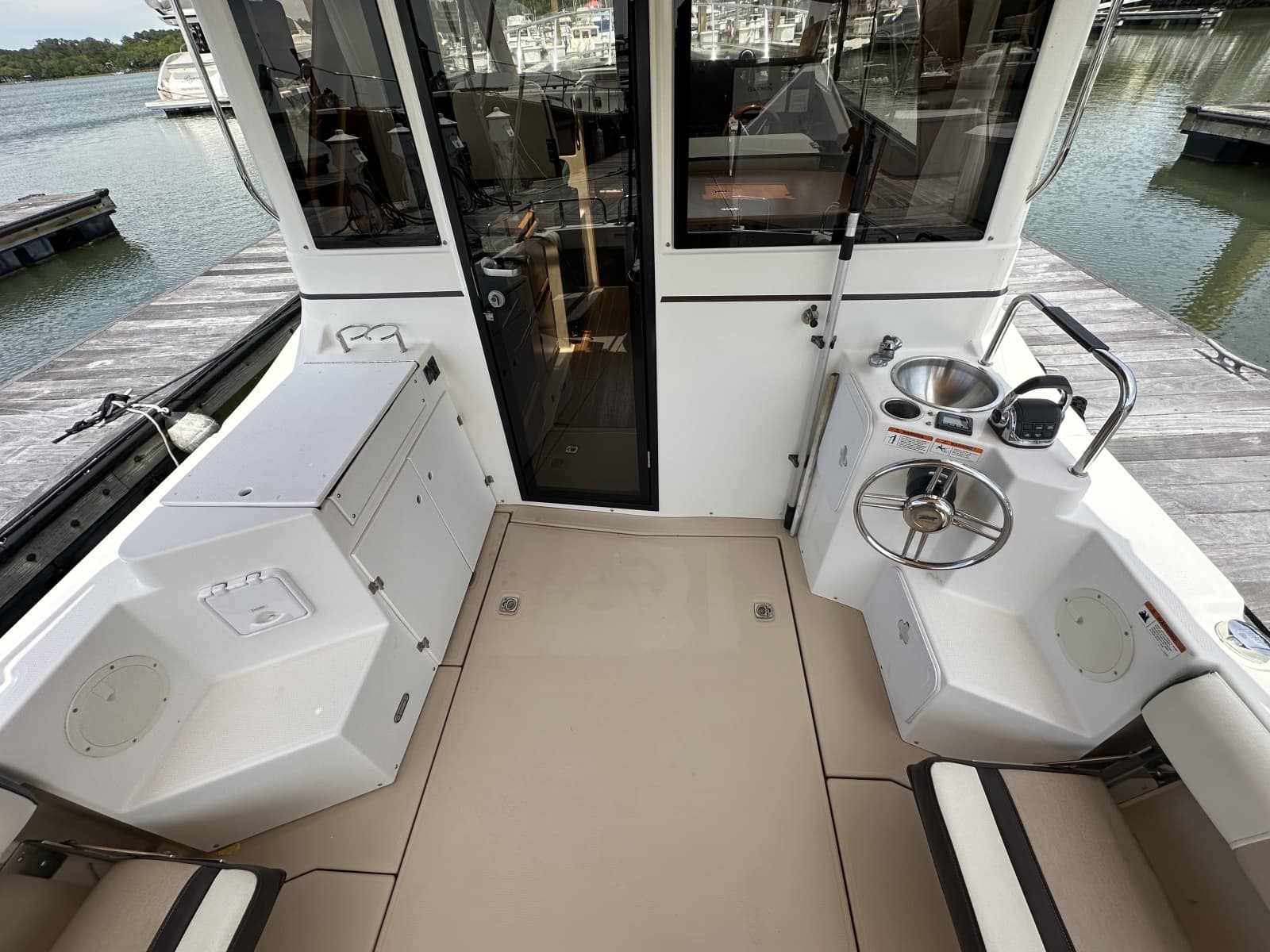 2016 Cutwater C-28 LE - Photo 19