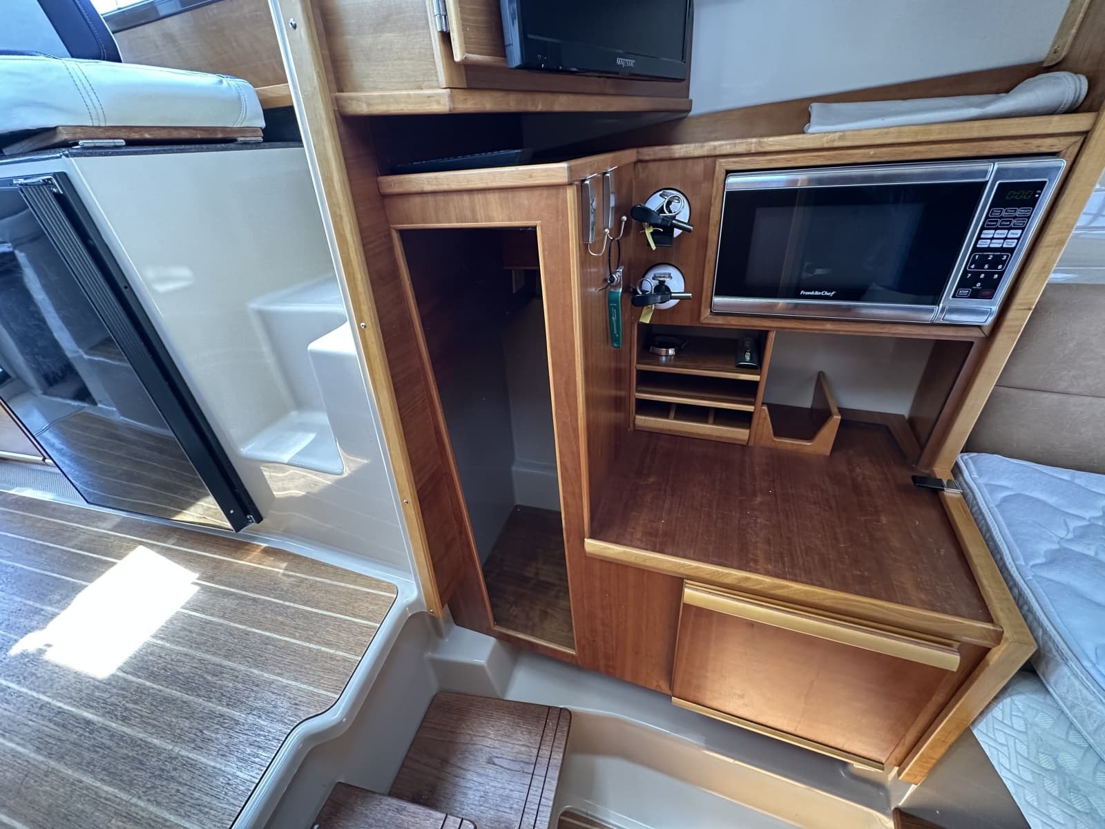 2016 Cutwater C-28 LE - Photo 42