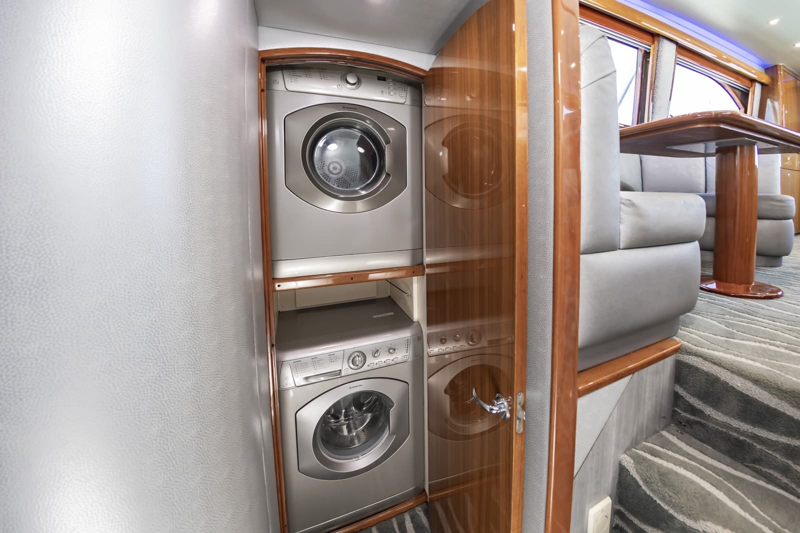 2006 Viking Convertible - Photo 72