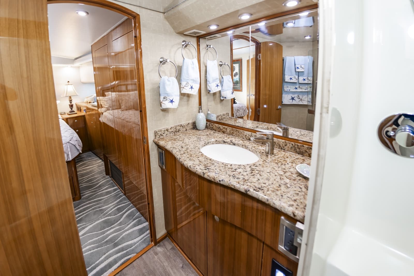 2006 Viking Convertible - Photo 56