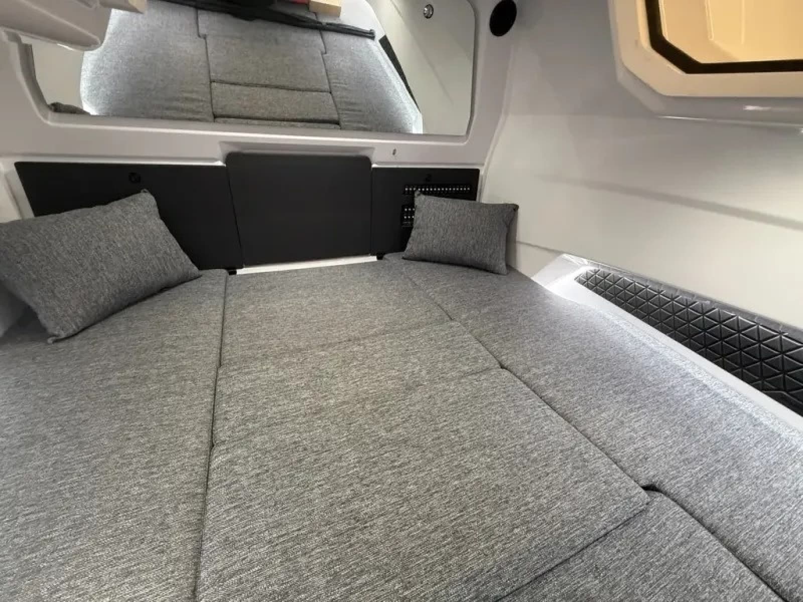 2026 Axopar 29 SUN TOP - Photo 18