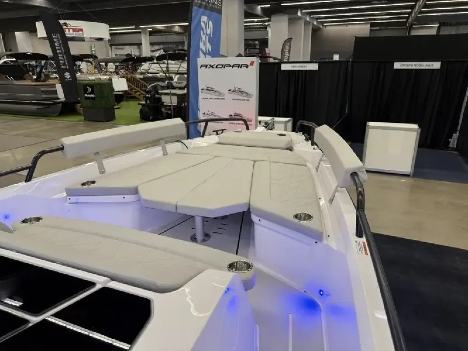 2026 Axopar 29 SUN TOP - Photo 24