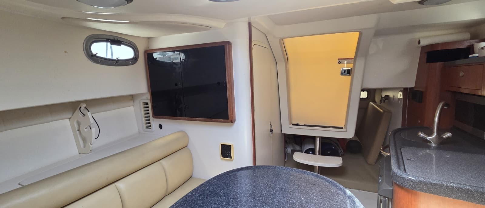 2007 Boston Whaler 305 Conquest - Photo 53