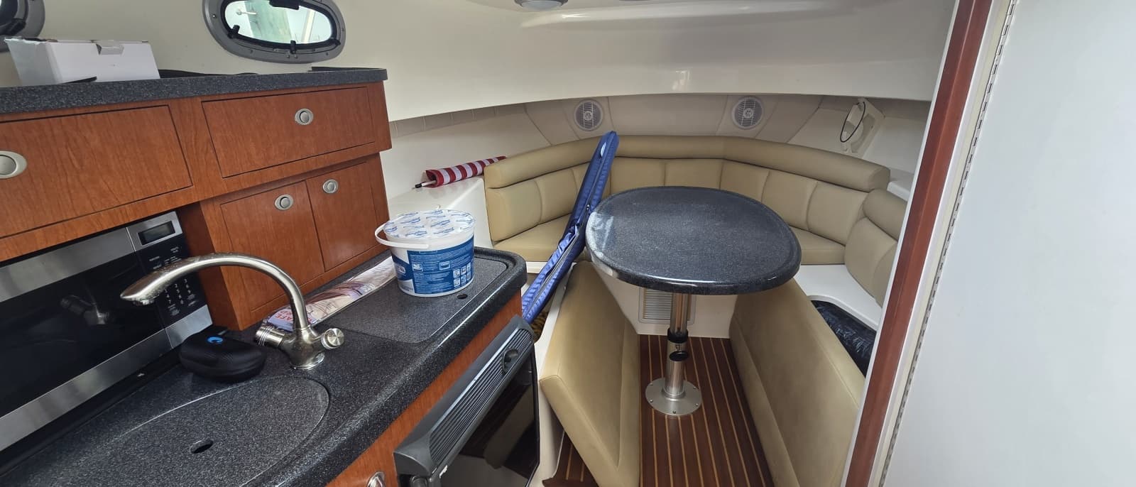 2007 Boston Whaler 305 Conquest - Photo 46