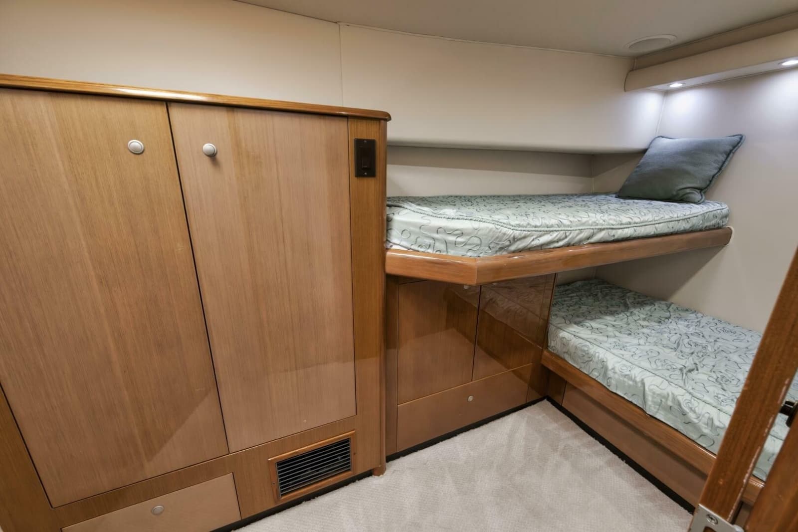 2005 Viking Convertible - Photo 50