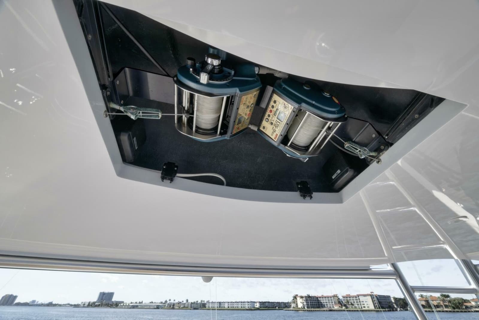 2005 Viking Convertible - Photo 32