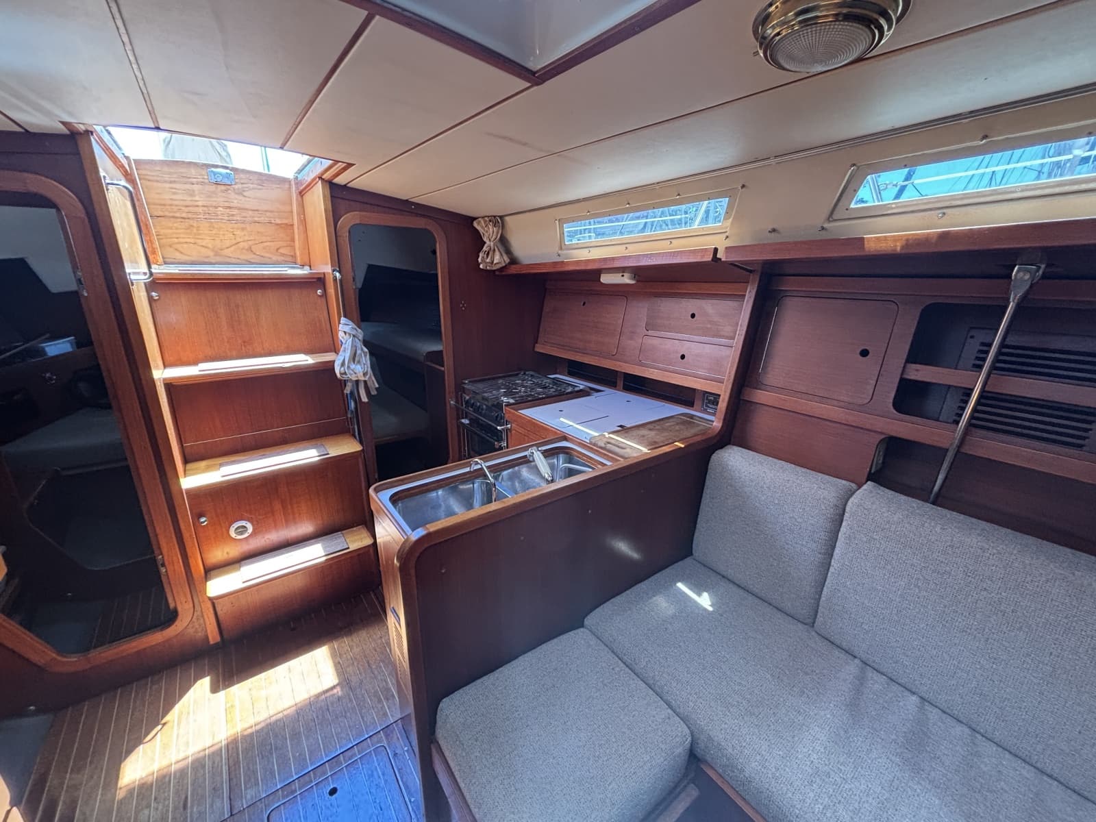 1984 Grand Soleil GS39 - Photo 36
