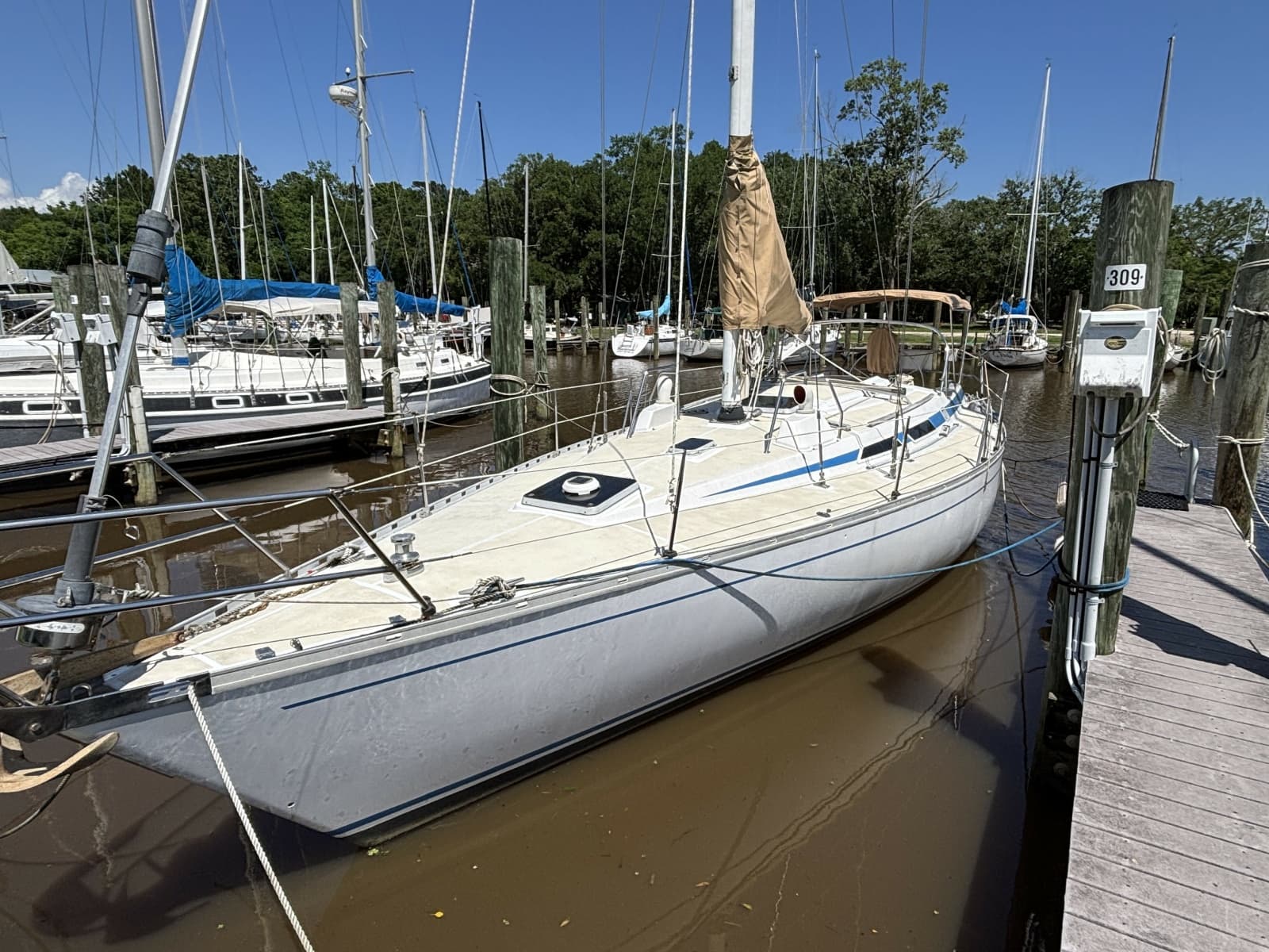 1984 Grand Soleil GS39 - Photo 1