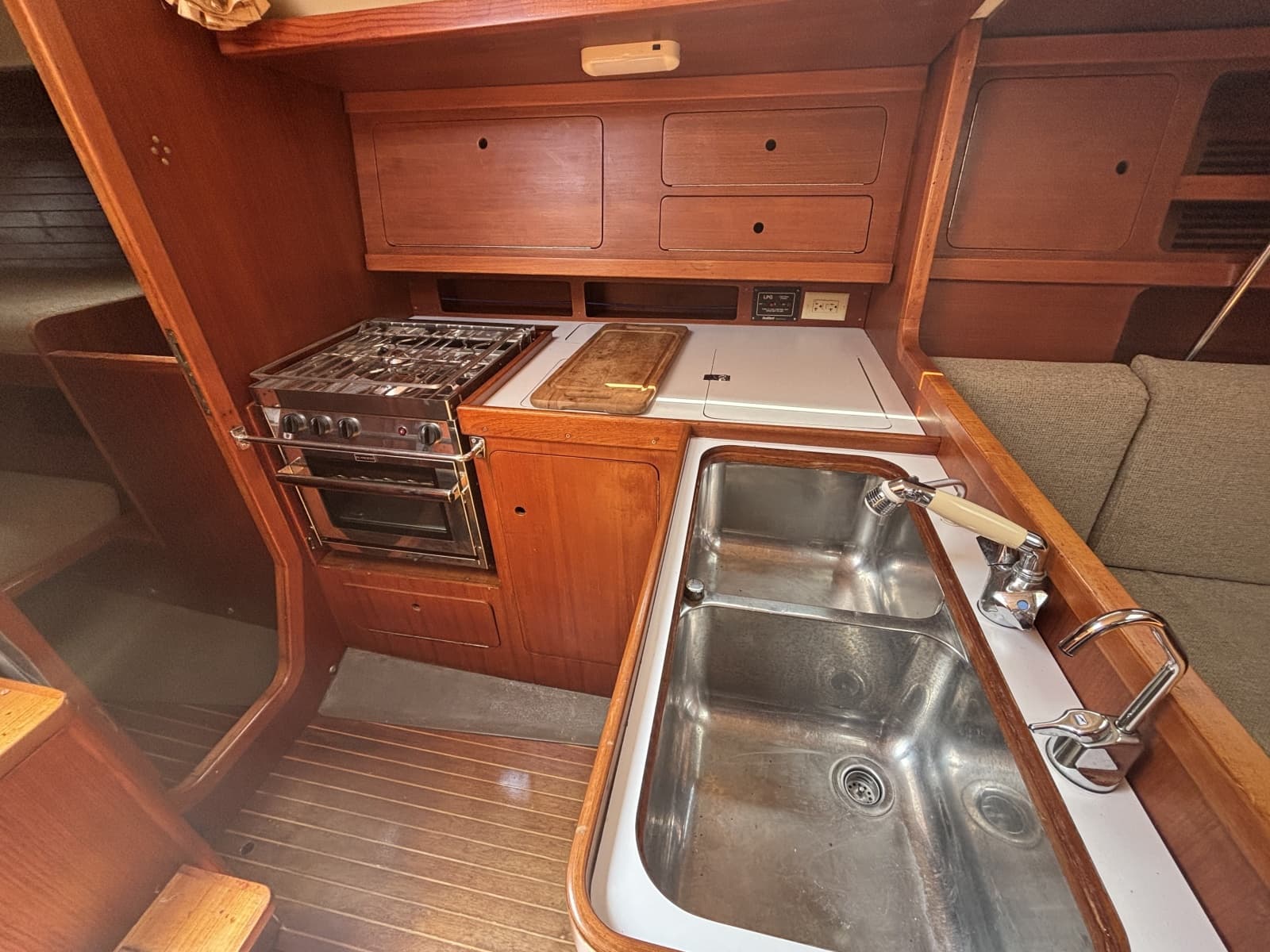 1984 Grand Soleil GS39 - Photo 16