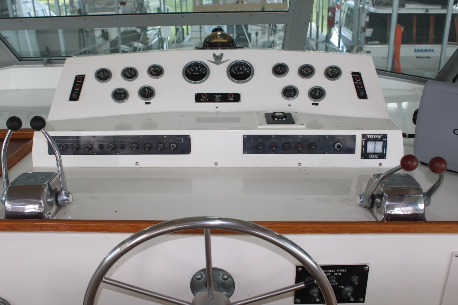 1983 Bertram Motor Yacht - Photo 13