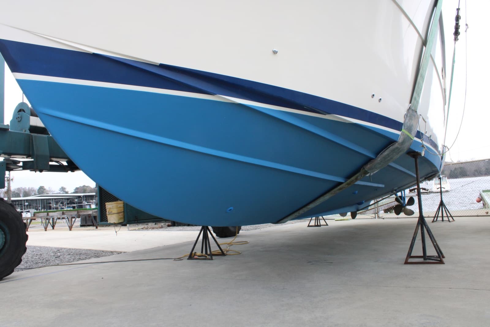 1983 Bertram Motor Yacht - Photo 5