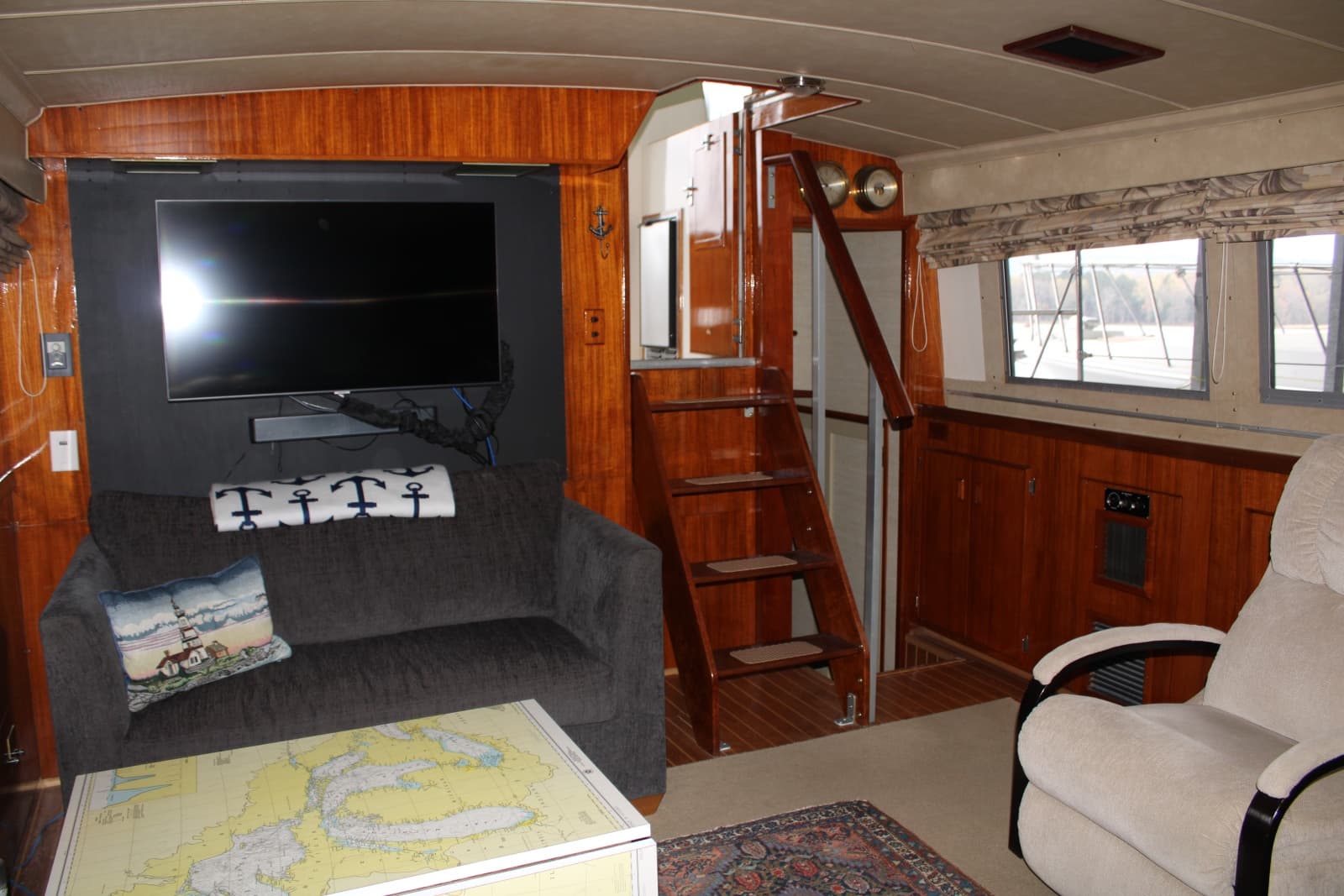 1983 Bertram Motor Yacht - Photo 27