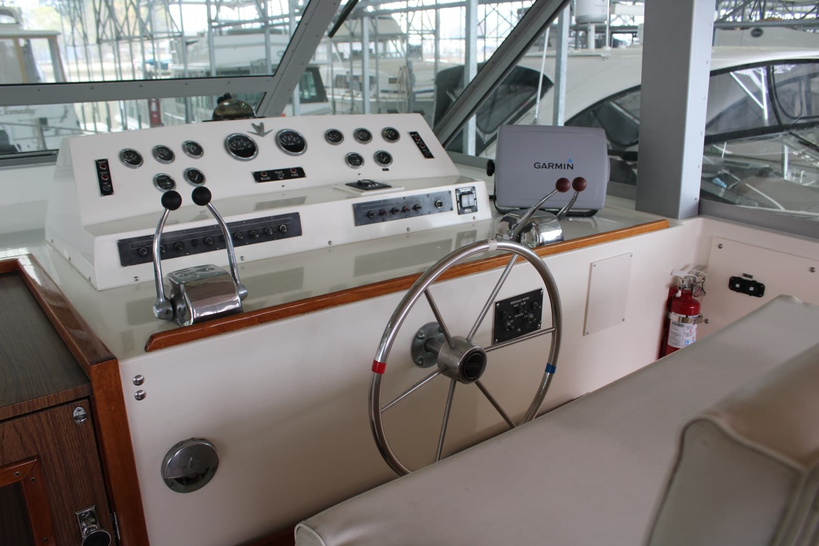 1983 Bertram Motor Yacht - Photo 12