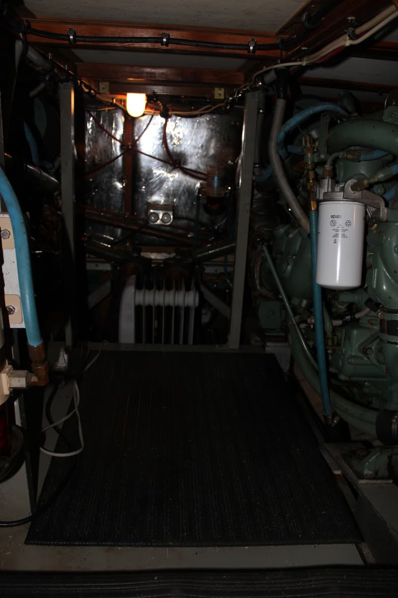1983 Bertram Motor Yacht - Photo 47