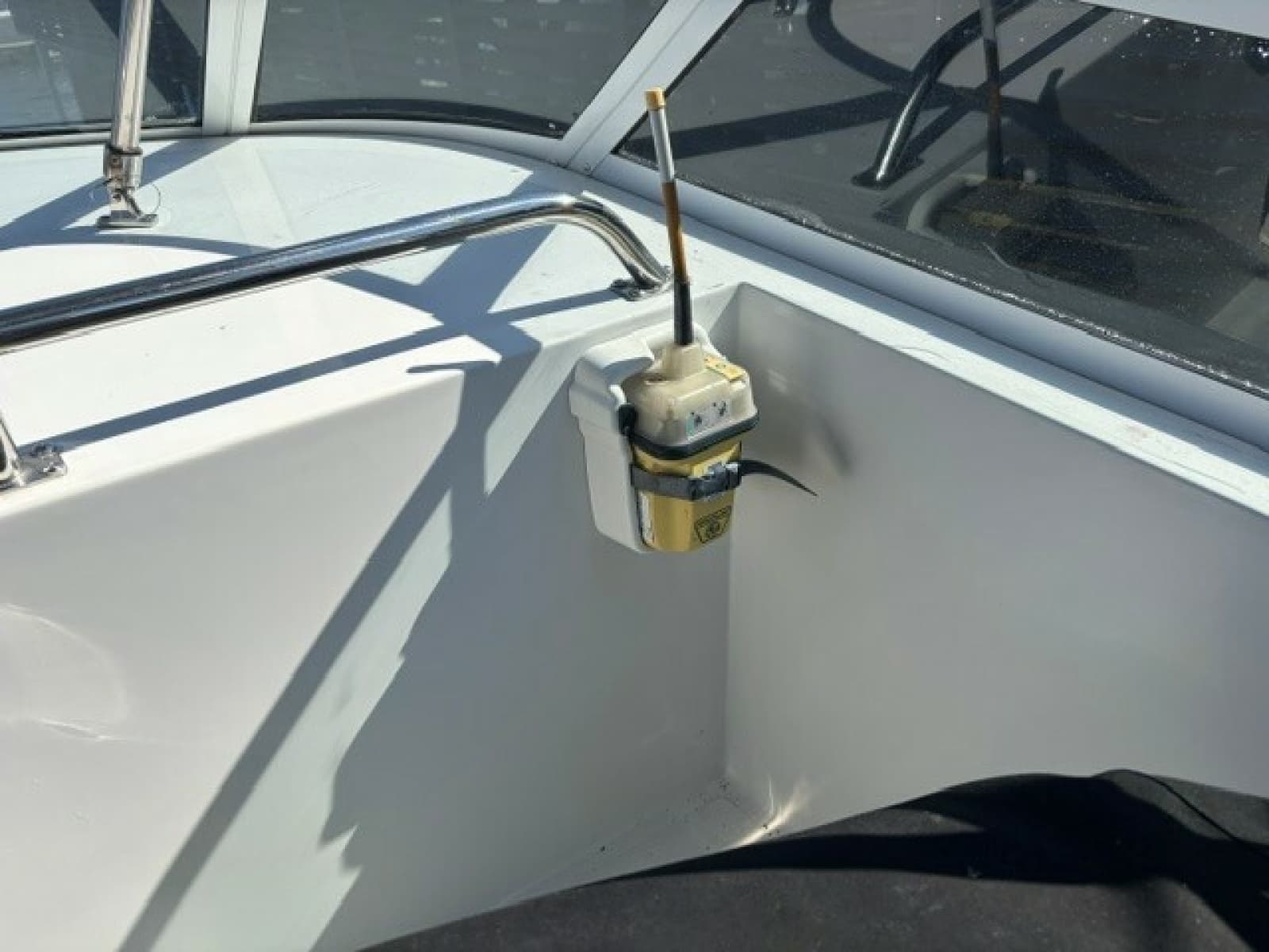 2001 Navigator 48 - Photo 34