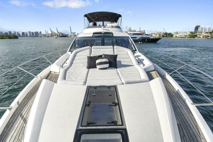 2015 Sunseeker Sport Yacht - Photo 17