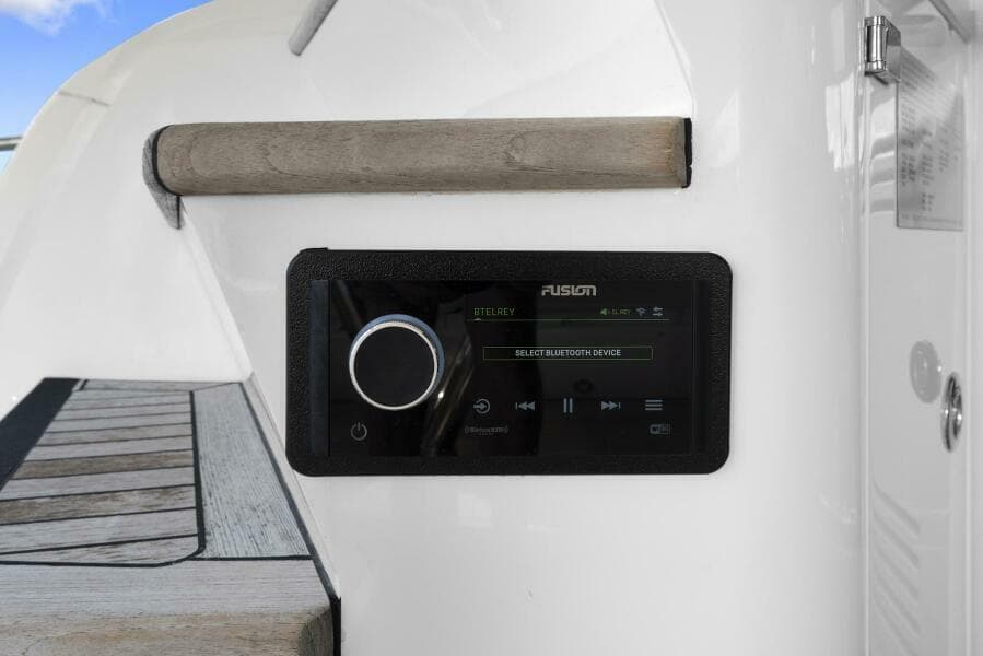 2015 Sunseeker Sport Yacht - Photo 20