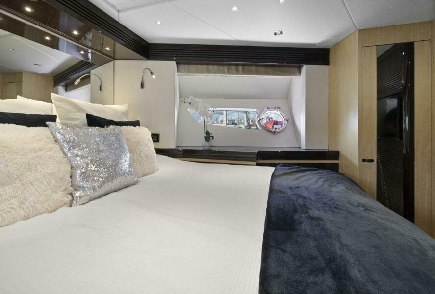 2015 Sunseeker Sport Yacht - Photo 43