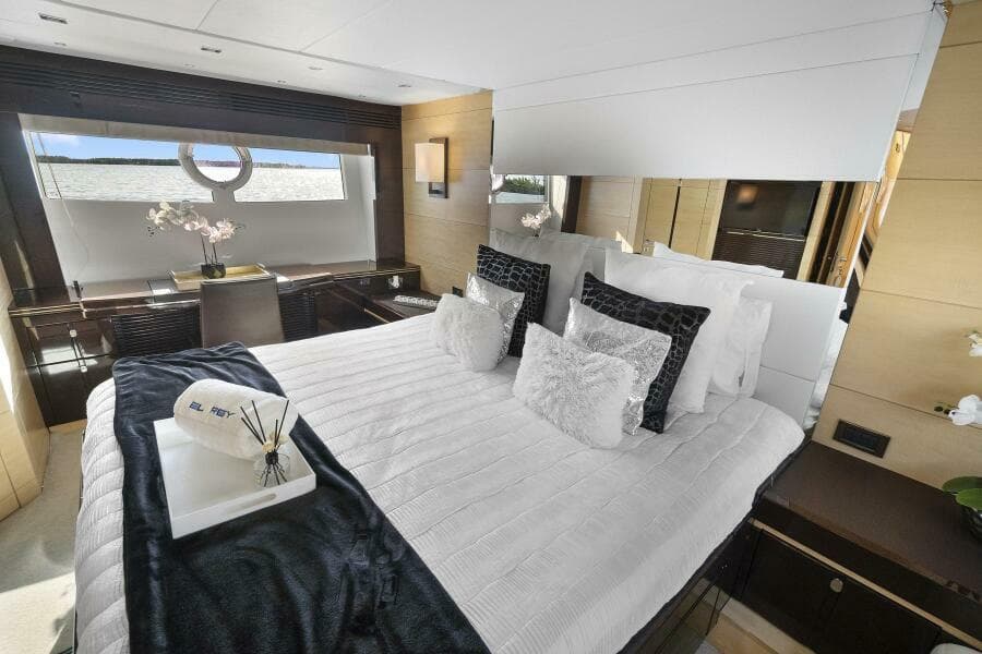 2015 Sunseeker Sport Yacht - Photo 47