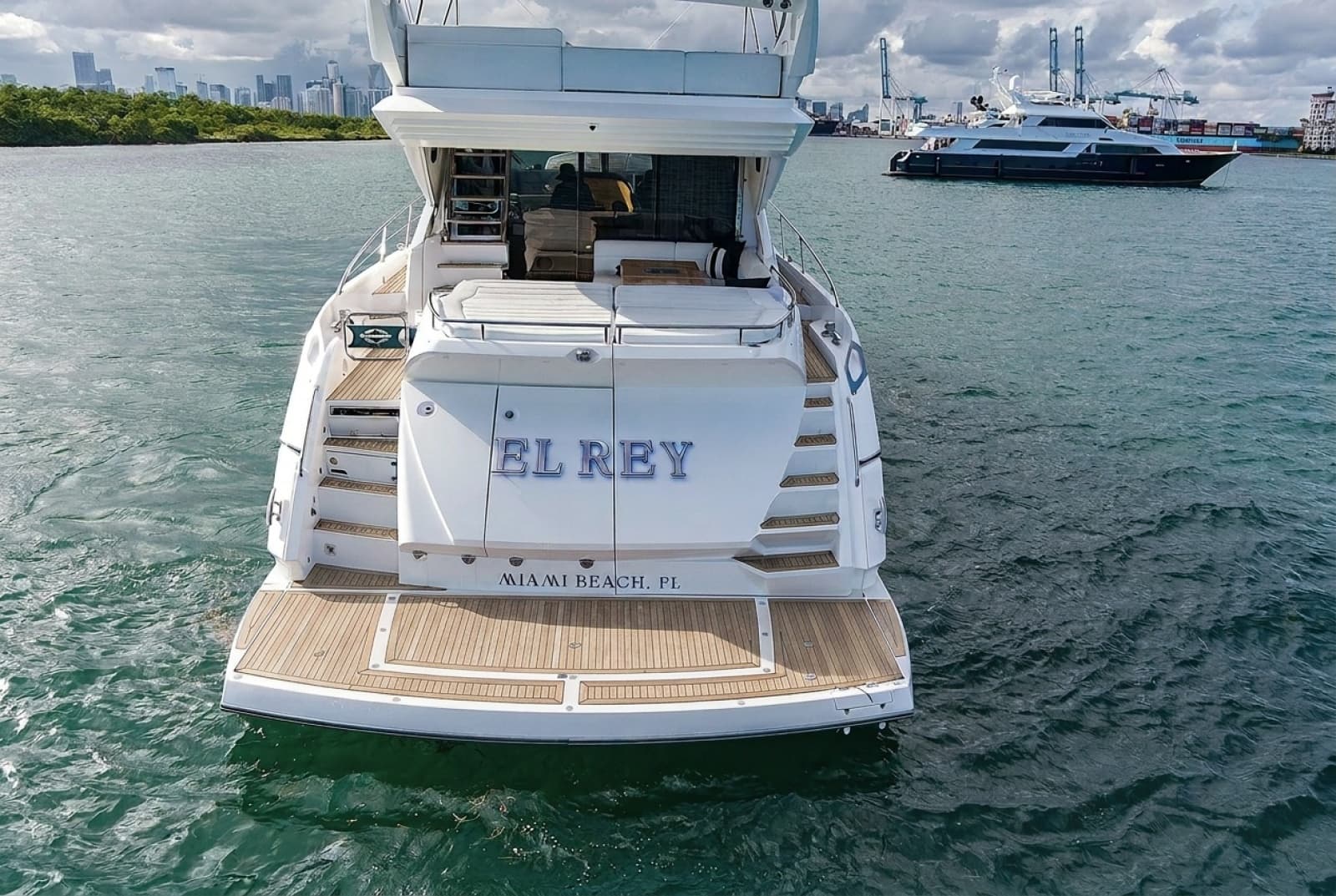 2015 Sunseeker Sport Yacht - Photo 10