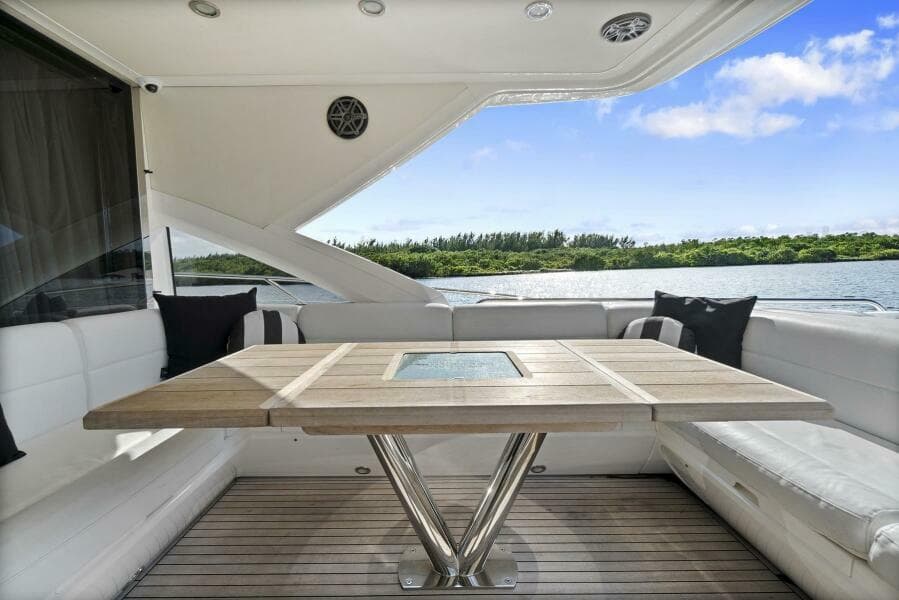 2015 Sunseeker Sport Yacht - Photo 23